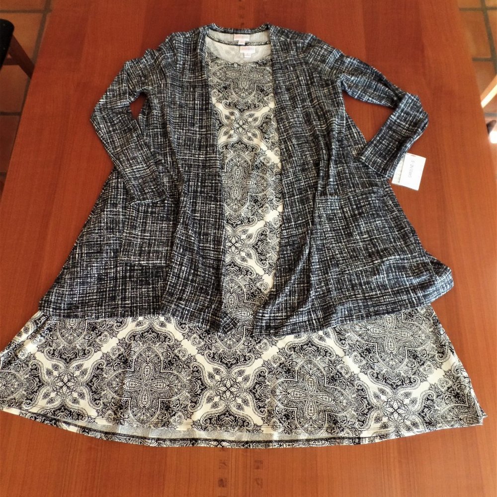 LULAROE! S- CAROLINE CARDIGAN & S- JESSIE DRESS - Picture 2 of 8